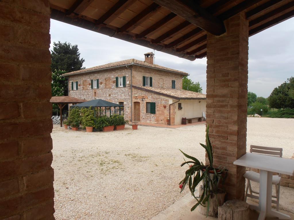 Agriturismo Rustichino Villa Giano dell'Umbria Luaran gambar